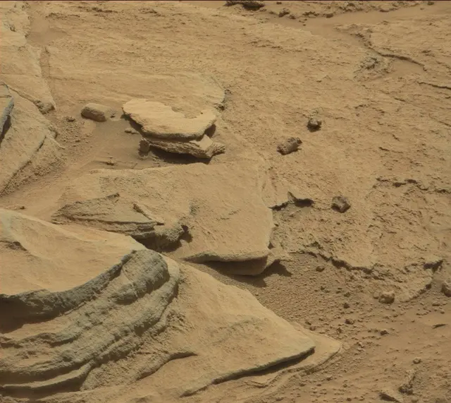 Sol 439: Mast Camera (Mastcam)