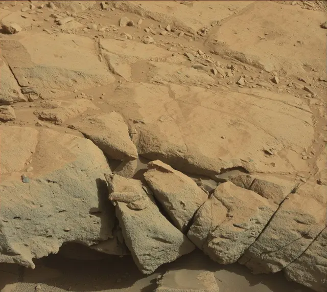 Sol 440: Mast Camera (Mastcam)