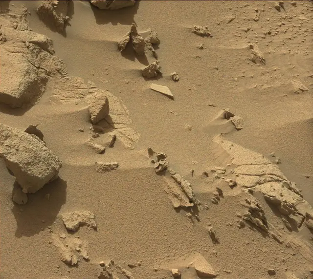 Sol 440: Mast Camera (Mastcam)