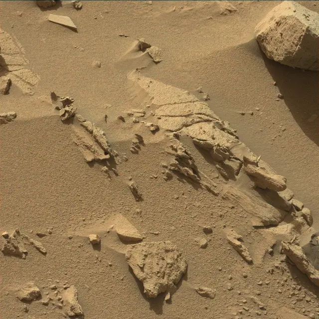 Sol 440: Mast Camera (Mastcam)