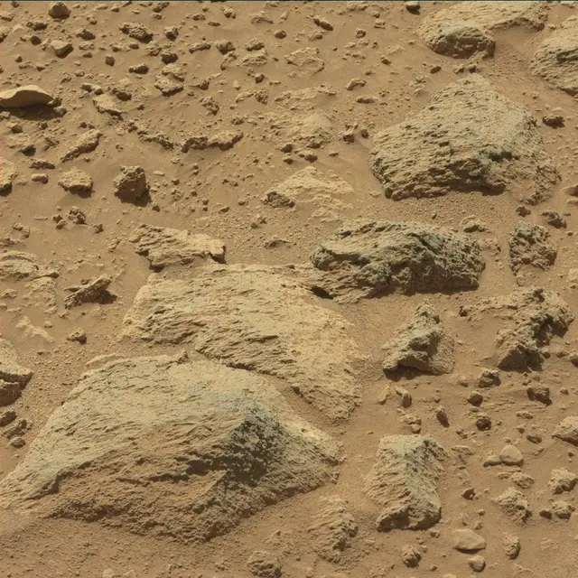 Sol 465: Mast Camera (Mastcam)