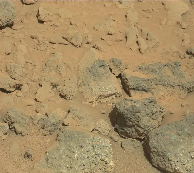 Sol 469: Mast Camera (Mastcam)