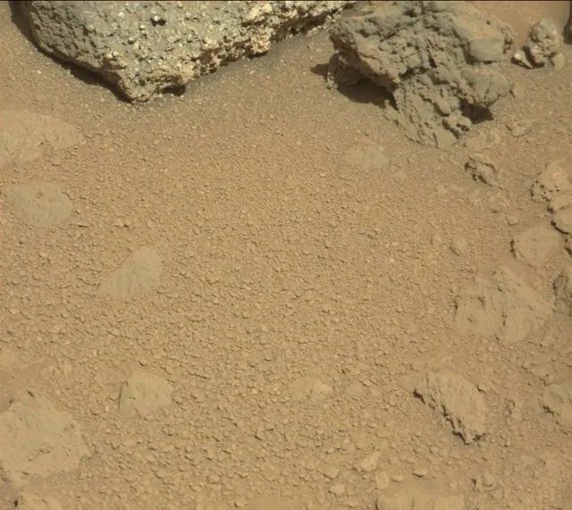 Sol 469: Mast Camera (Mastcam)