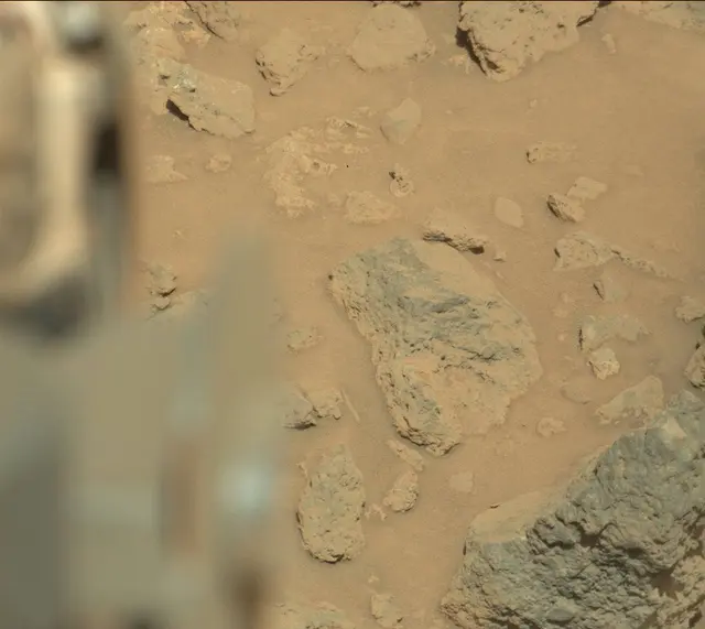 Sol 469: Mast Camera (Mastcam)