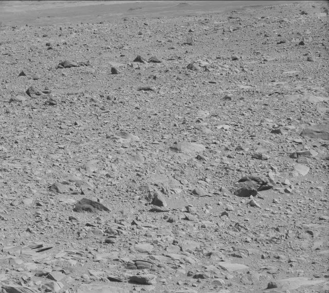 Sol 472: Mast Camera (Mastcam)