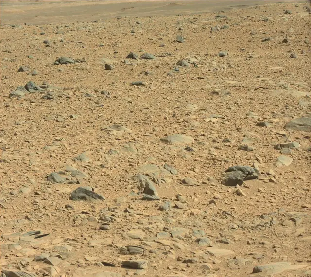 Sol 472: Mast Camera (Mastcam)
