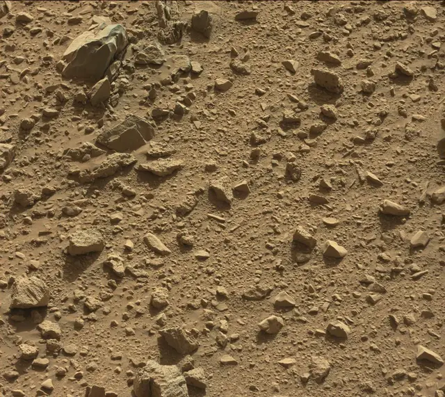 Sol 472: Mast Camera (Mastcam)