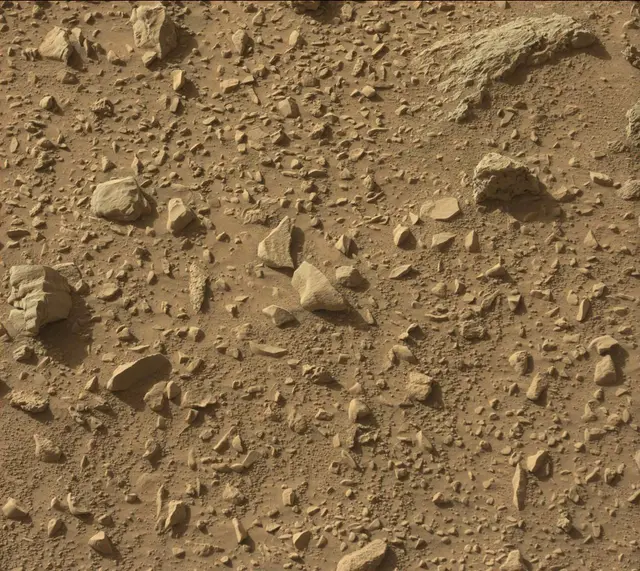 Sol 472: Mast Camera (Mastcam)
