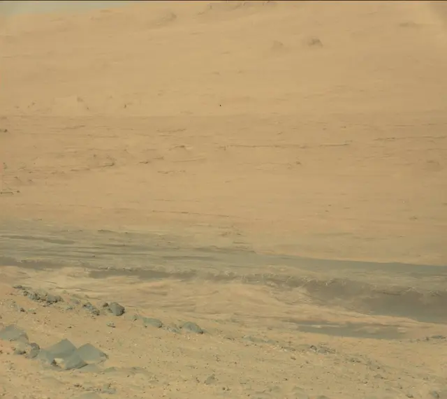 Sol 475: Mast Camera (Mastcam)