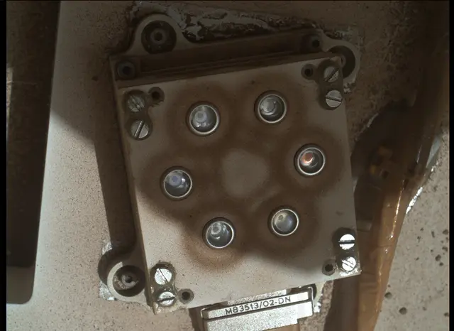 Sol 476: Mars Hand Lens Imager (MAHLI)