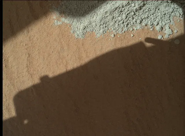 Sol 486: Mars Hand Lens Imager (MAHLI)