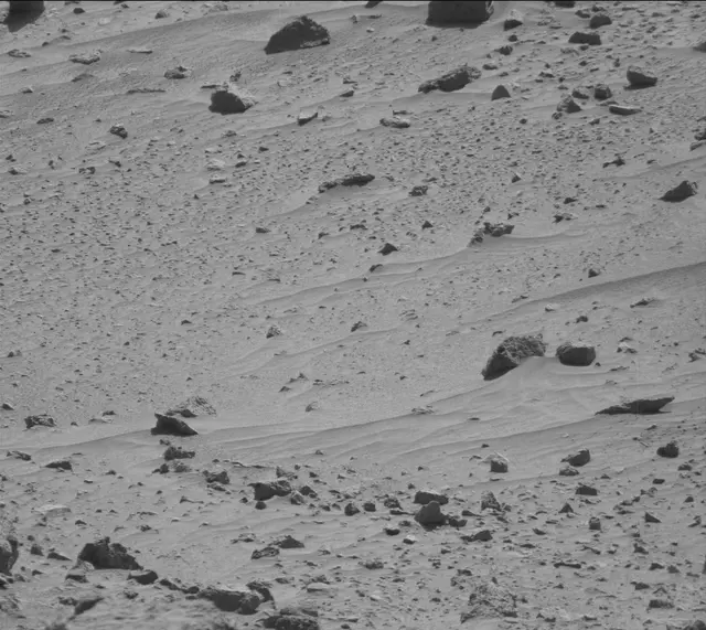 Sol 487: Mast Camera (Mastcam)