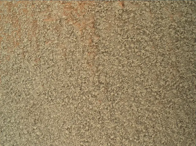 Sol 487: Mars Hand Lens Imager (MAHLI)