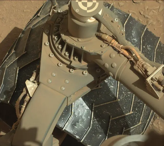 Sol 490: Mast Camera (Mastcam)