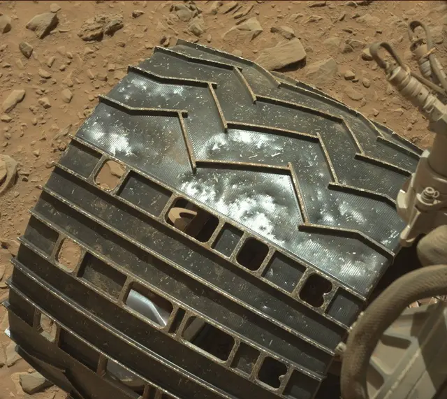 Sol 490: Mast Camera (Mastcam)
