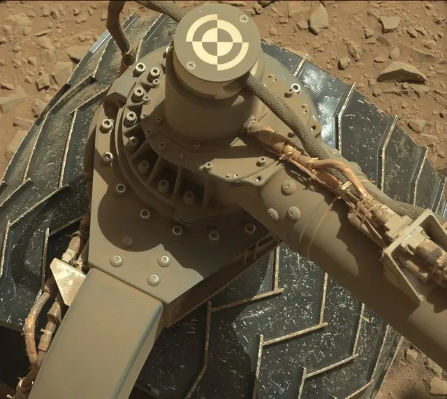 Sol 494: Mast Camera (Mastcam)
