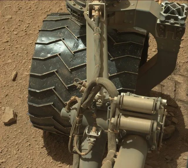 Sol 494: Mast Camera (Mastcam)