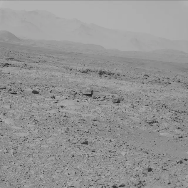 Sol 494: Mast Camera (Mastcam)
