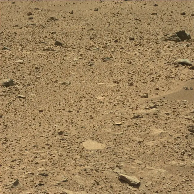 Sol 494: Mast Camera (Mastcam)