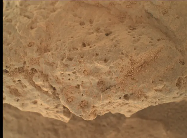 Sol 503: Mars Hand Lens Imager (MAHLI)