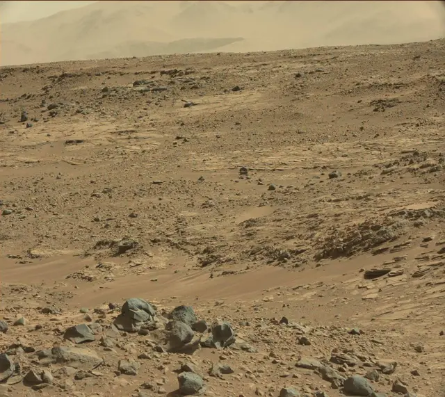 Sol 506: Mast Camera (Mastcam)