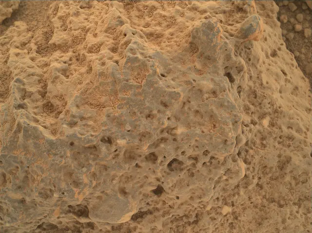 Sol 506: Mars Hand Lens Imager (MAHLI)