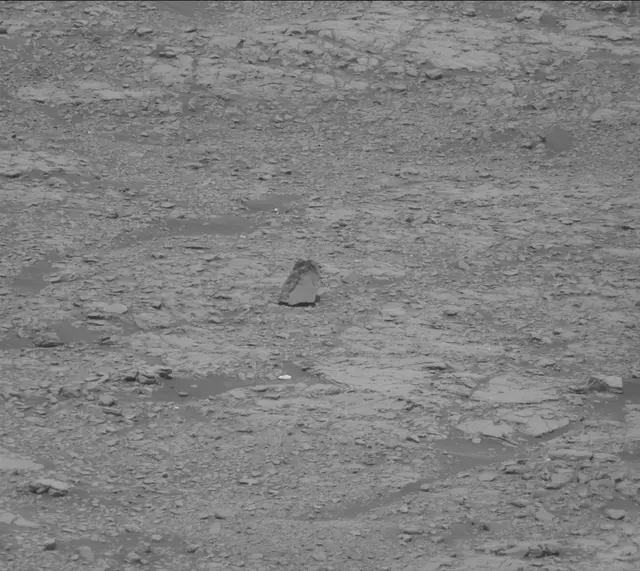 Sol 2504: Mast Camera (Mastcam)