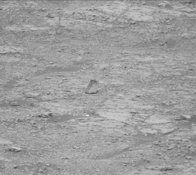 Sol 2504: Mast Camera (Mastcam)