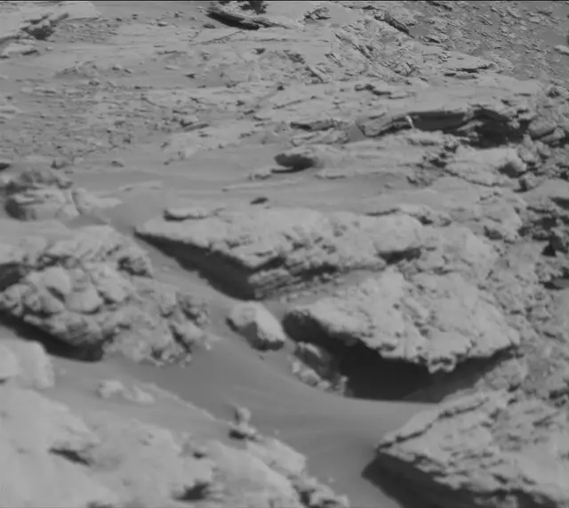 Sol 2523: Mast Camera (Mastcam)