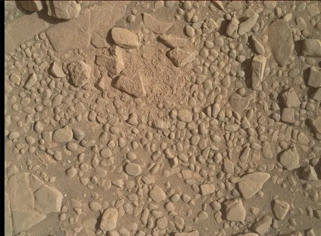 Sol 2523: Mars Hand Lens Imager (MAHLI)