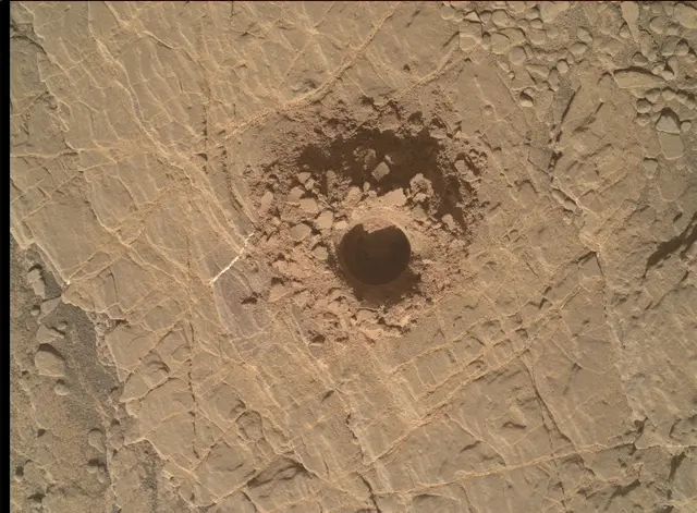 Sol 2523: Mars Hand Lens Imager (MAHLI)