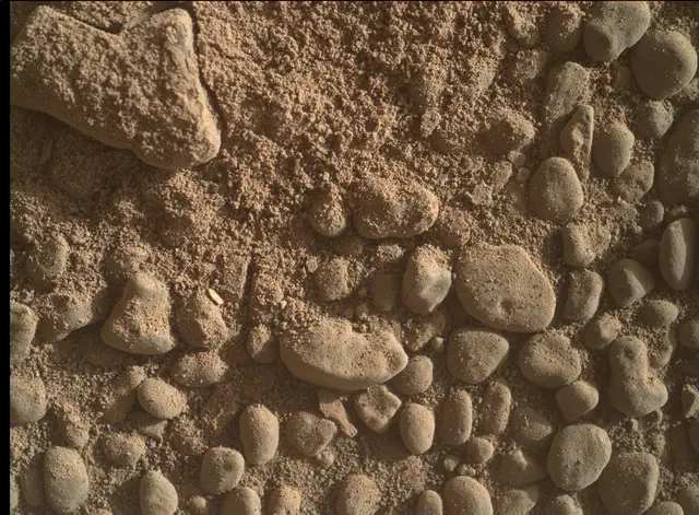 Sol 2524: Mars Hand Lens Imager (MAHLI)