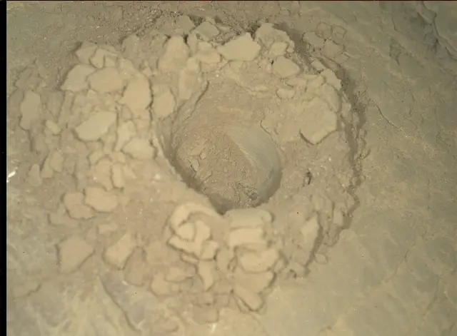 Sol 2524: Mars Hand Lens Imager (MAHLI)