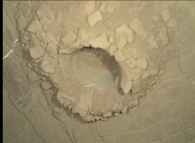 Sol 2524: Mars Hand Lens Imager (MAHLI)