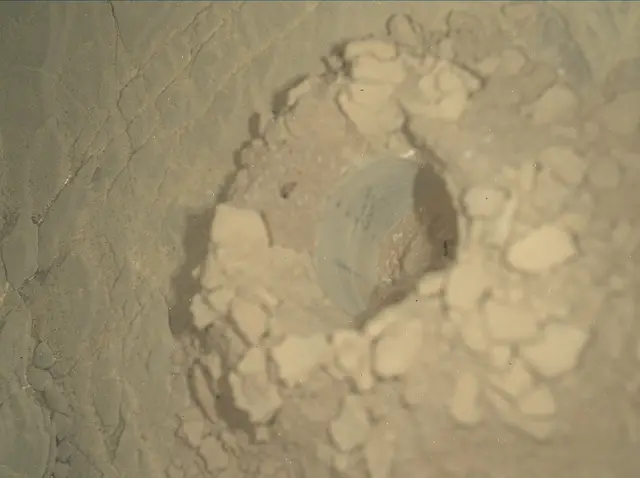Sol 2524: Mars Hand Lens Imager (MAHLI)