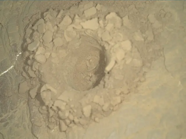 Sol 2524: Mars Hand Lens Imager (MAHLI)