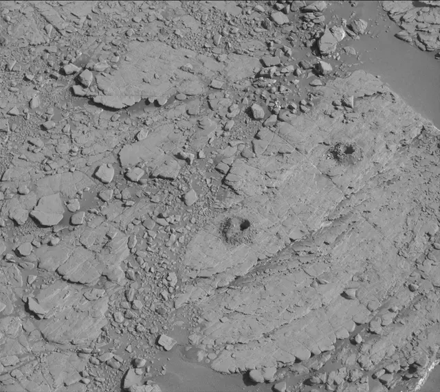 Sol 2529: Mast Camera (Mastcam)