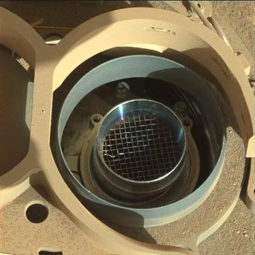 Sol 2543: Mast Camera (Mastcam)