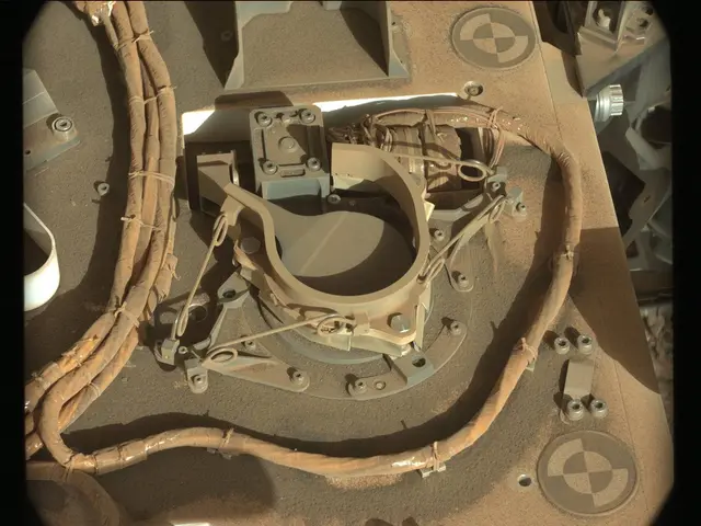 Sol 2543: Mast Camera (Mastcam)