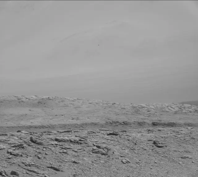 Sol 2547: Mast Camera (Mastcam)