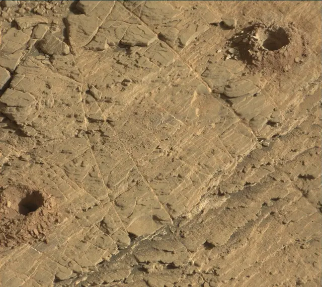 Sol 2549: Mast Camera (Mastcam)