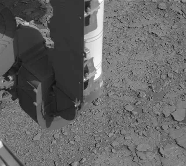 Sol 2550: Mast Camera (Mastcam)