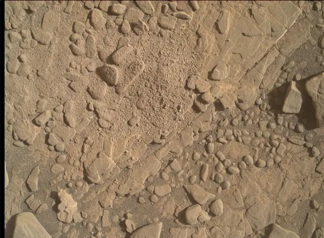 Sol 2550: Mars Hand Lens Imager (MAHLI)