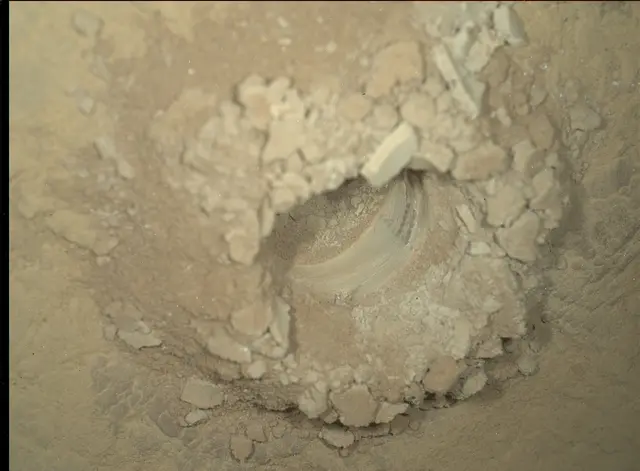 Sol 2551: Mars Hand Lens Imager (MAHLI)