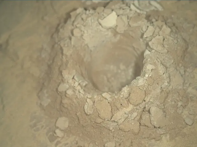 Sol 2551: Mars Hand Lens Imager (MAHLI)