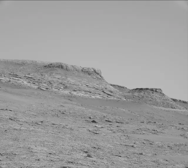 Sol 2553: Mast Camera (Mastcam)
