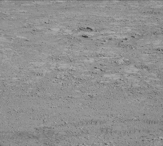 Sol 2553: Mast Camera (Mastcam)