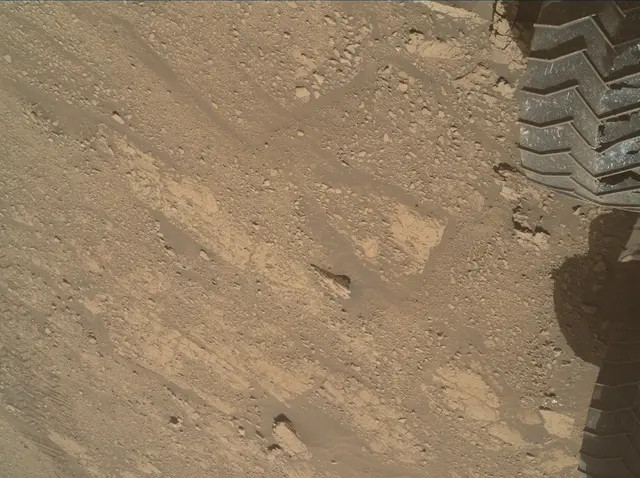 Sol 2553: Mars Hand Lens Imager (MAHLI)