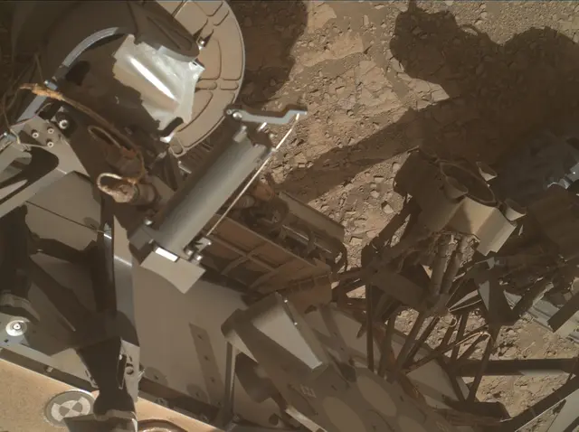 Sol 2553: Mars Hand Lens Imager (MAHLI)