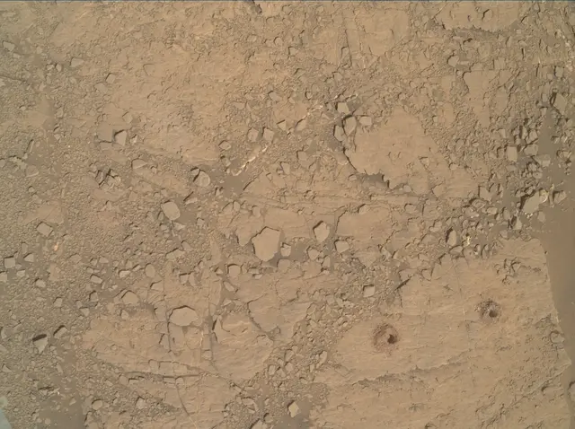 Sol 2553: Mars Hand Lens Imager (MAHLI)
